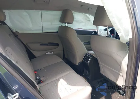 2022 Kia Sportage Lx z USA, uszkodzony, nr VIN KNDPMCAC4N7000756